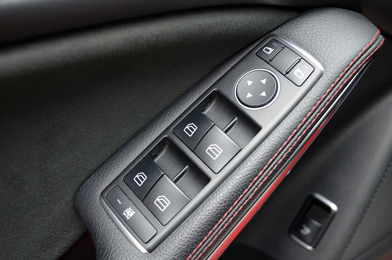 Mercedes Clase CLA 200d 136cv AMG - Foto 58