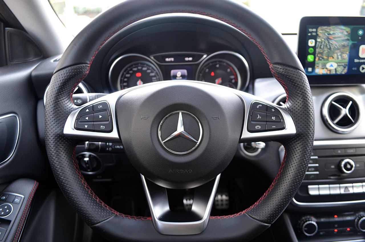 Mercedes Clase CLA 200d 136cv AMG - Foto 20