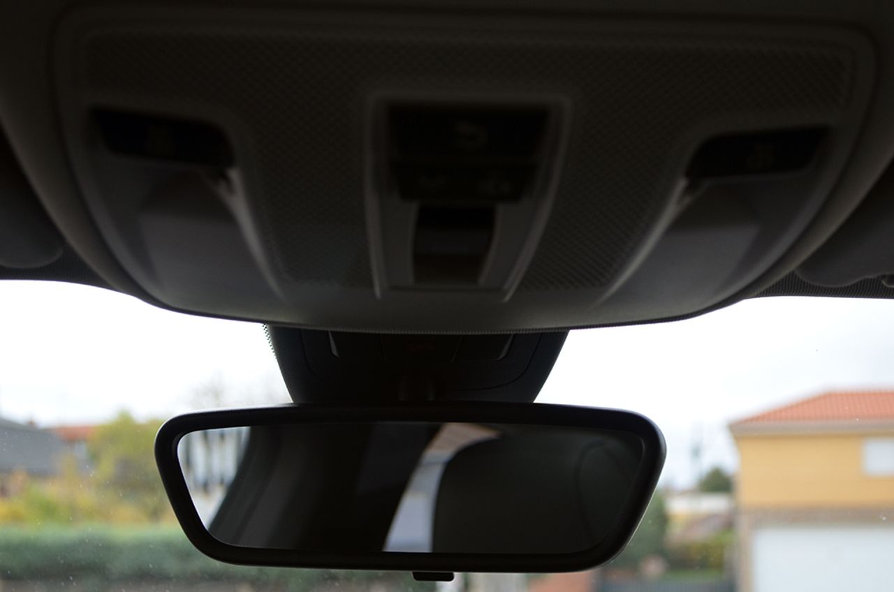 Mercedes Clase CLA 200d 136cv AMG - Foto 18