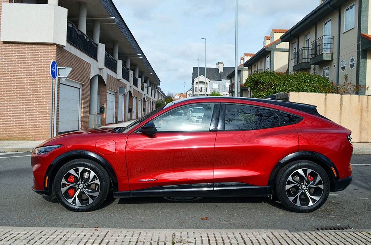 Ford Mustang Mach-E Premium AWD 258 kW (351 CV) Rango Extendido 99 kWh - Foto 70