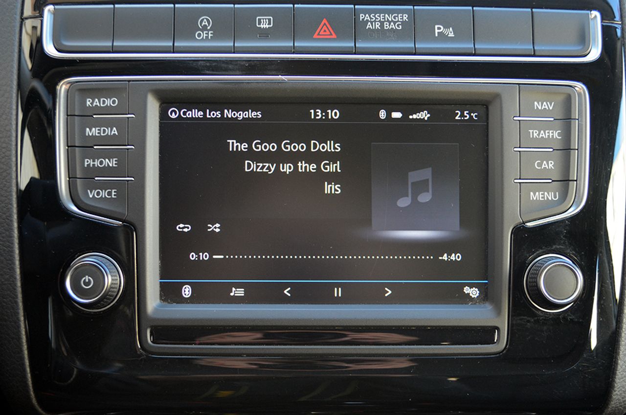 Volkswagen Polo 5p Advance 1.4 TDI 75 CV BMT Match - Foto 32