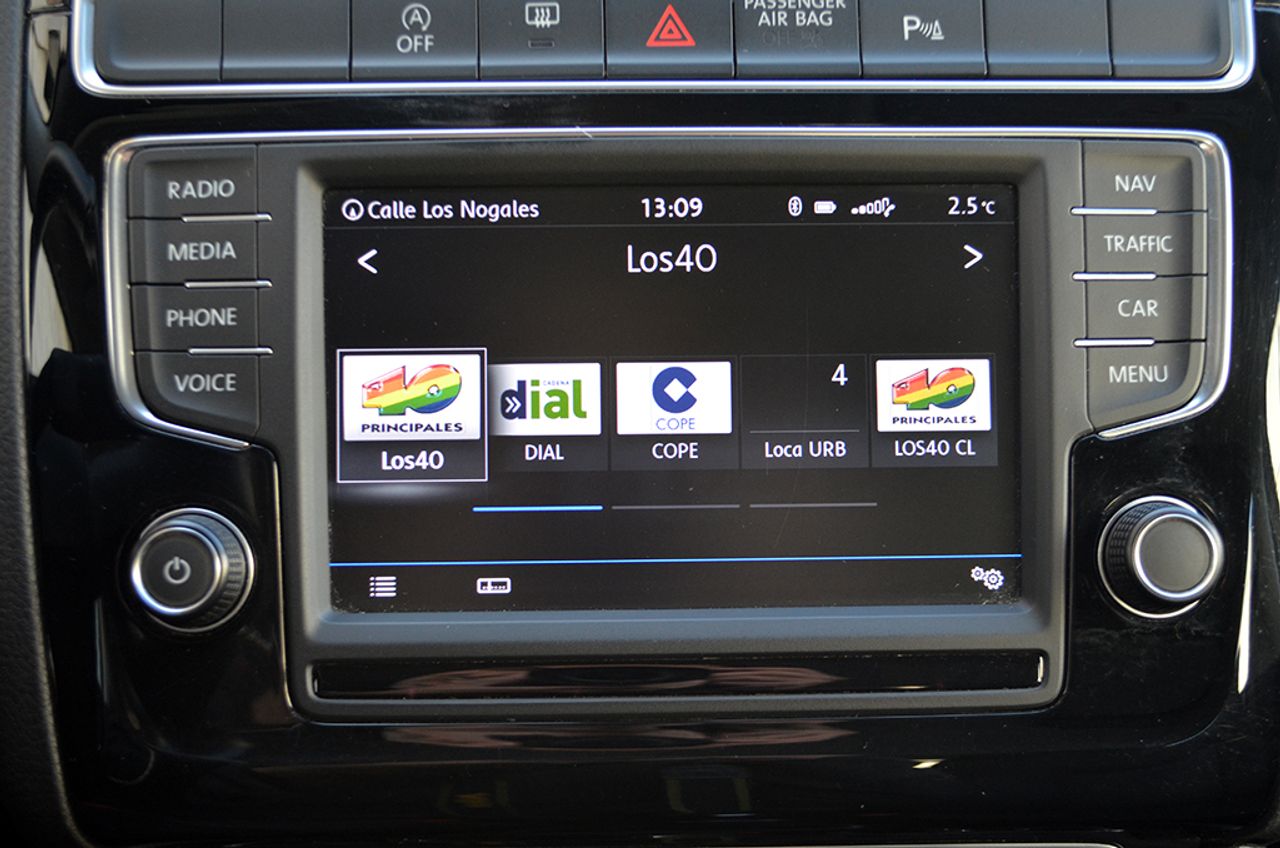 Volkswagen Polo 5p Advance 1.4 TDI 75 CV BMT Match - Foto 31