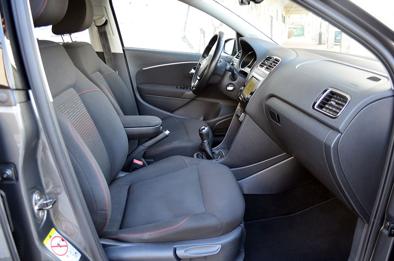 Volkswagen Polo 5p Advance 1.4 TDI 75 CV BMT Match - Foto 13