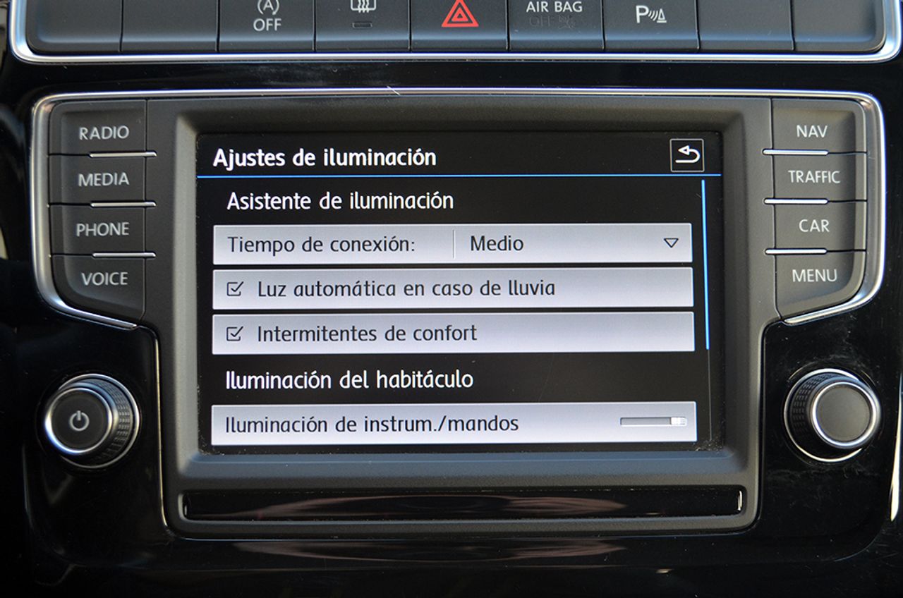 Volkswagen Polo 5p Advance 1.4 TDI 75 CV BMT Match - Foto 40