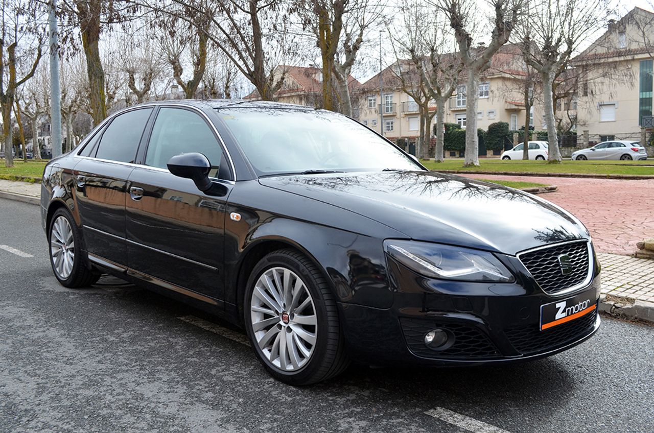 Seat Exeo Style 2.0 TDI CR 143 CV Multitronic - Foto 6