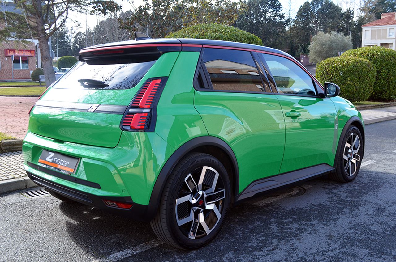 Renault 5 E-Tech Techno 150cv Autonomía Confort 52kWh - Foto 4