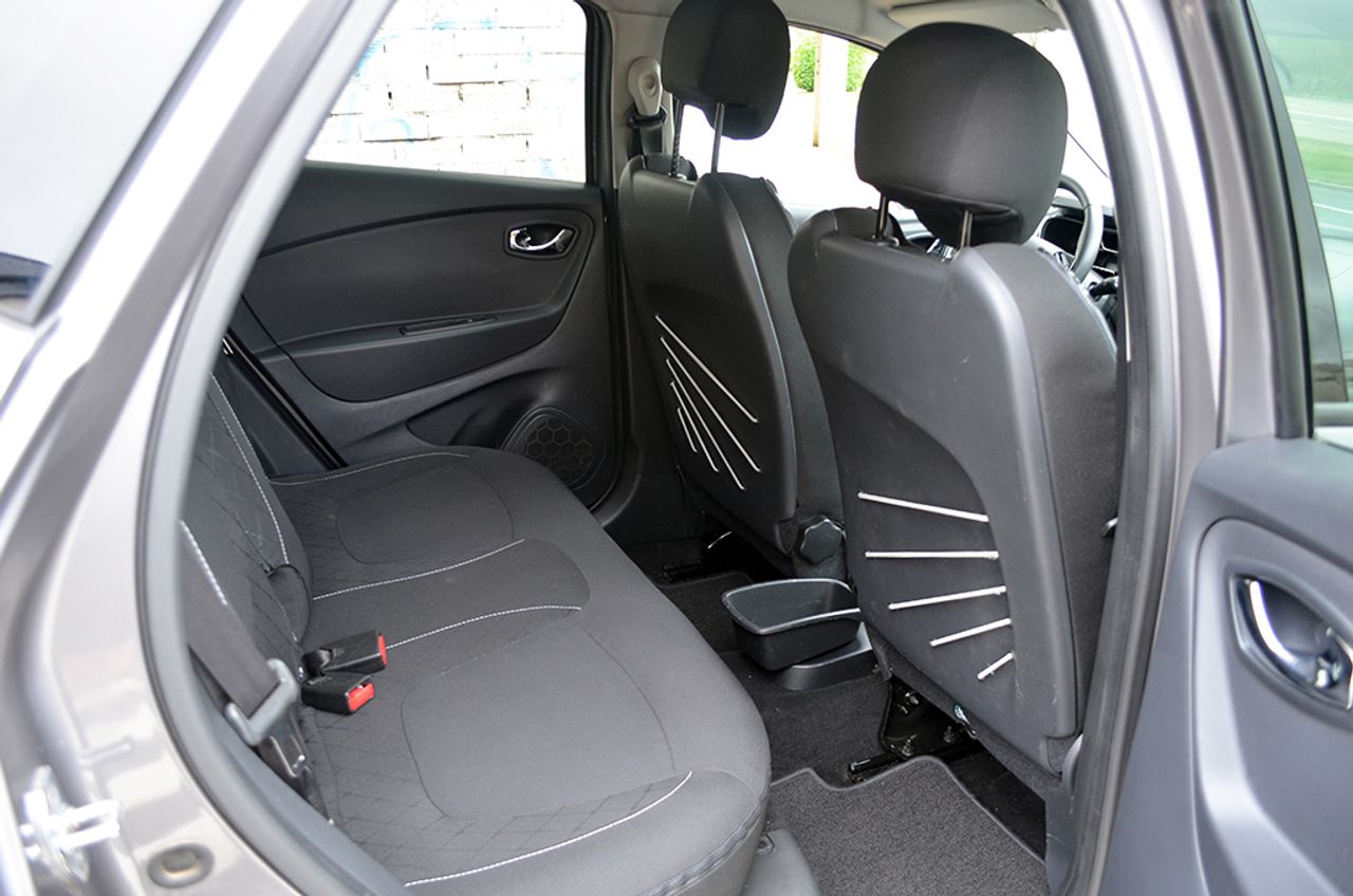 Renault Captur Zen TCe 120 EDC - Foto 12