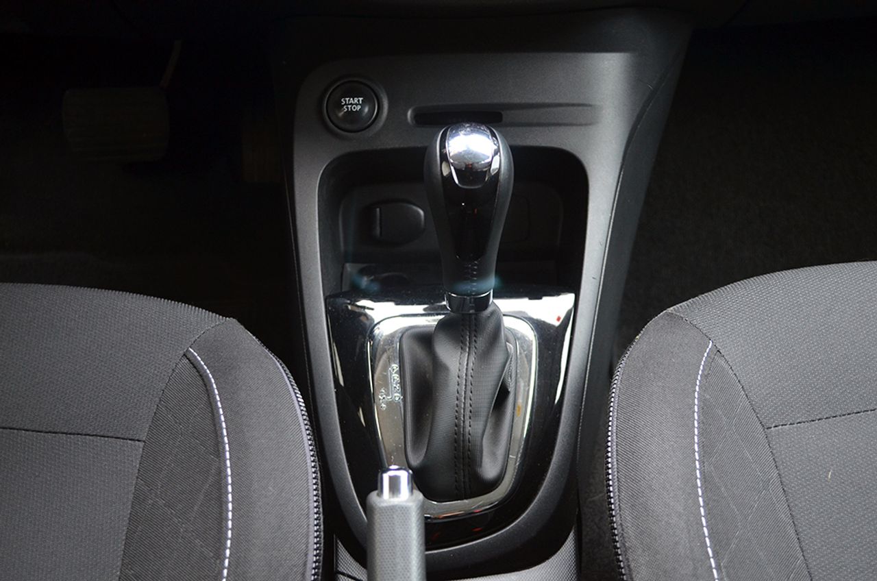 Renault Captur Zen TCe 120 EDC - Foto 15