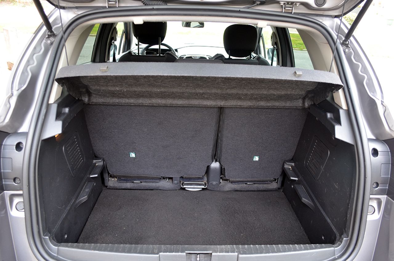 Renault Captur Zen TCe 120 EDC - Foto 10