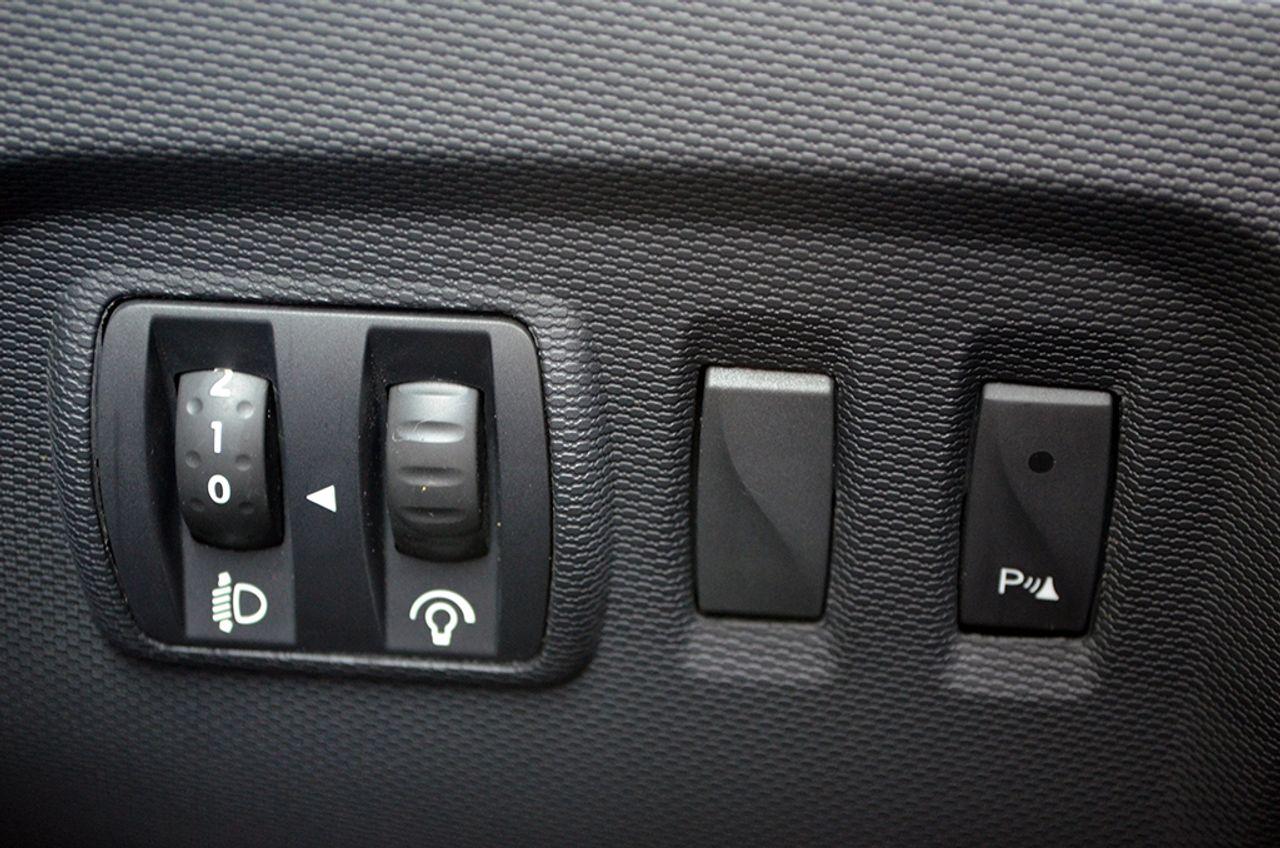 Renault Captur Zen TCe 120 EDC - Foto 35