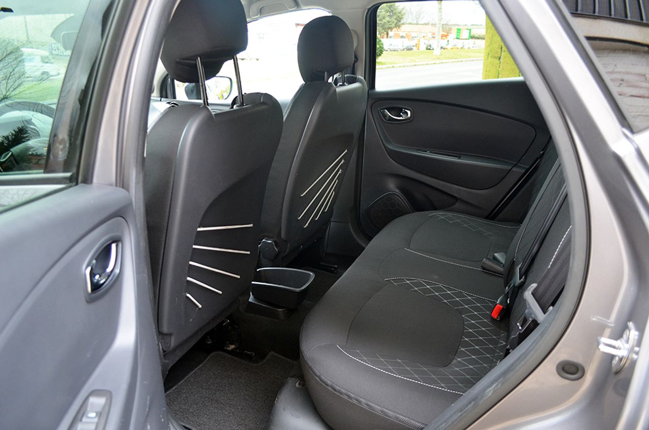 Renault Captur Zen TCe 120 EDC - Foto 9