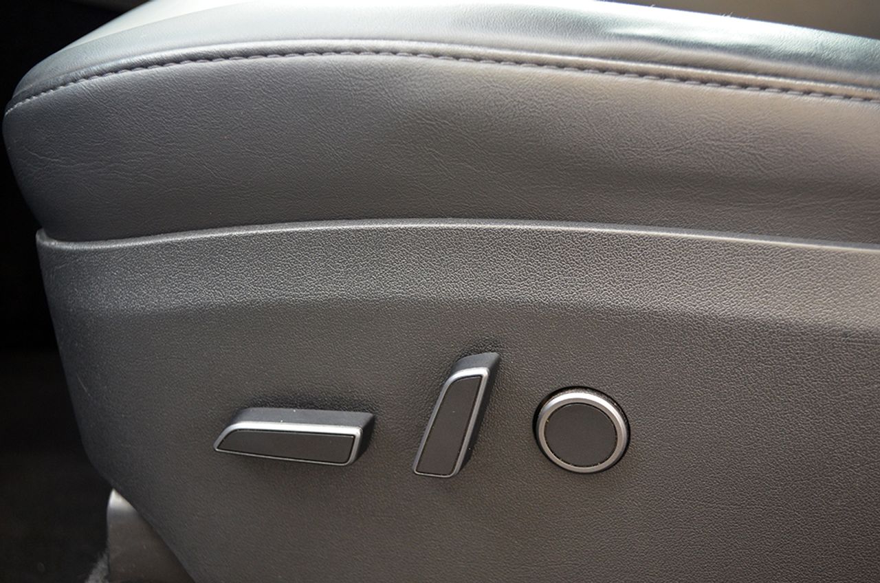 Tesla Model Y Gran autonomía Tracción integral 514cv - Foto 58