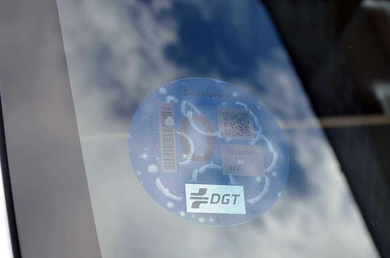 Tesla Model Y Gran autonomía Tracción integral 514cv - Foto 61