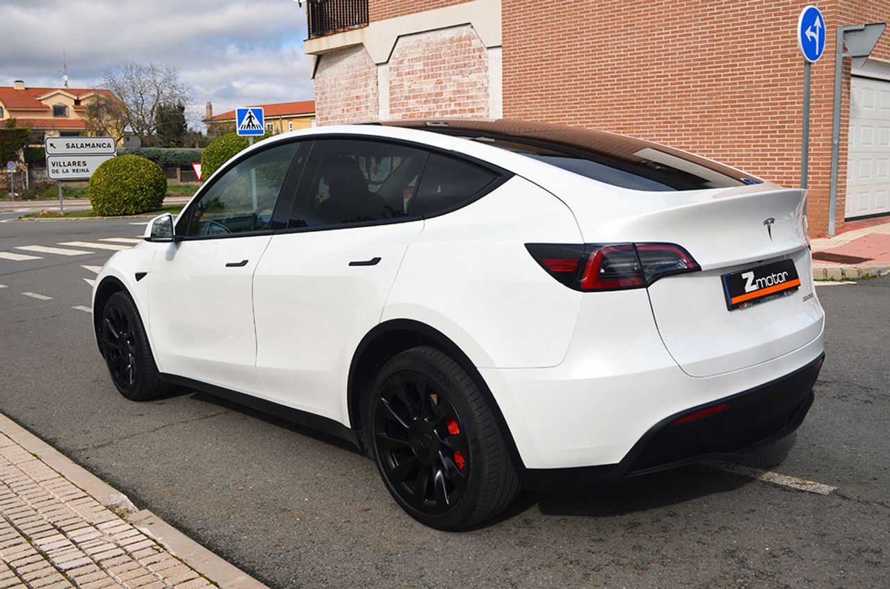 Tesla Model Y Gran autonomía Tracción integral 514cv - Foto 3