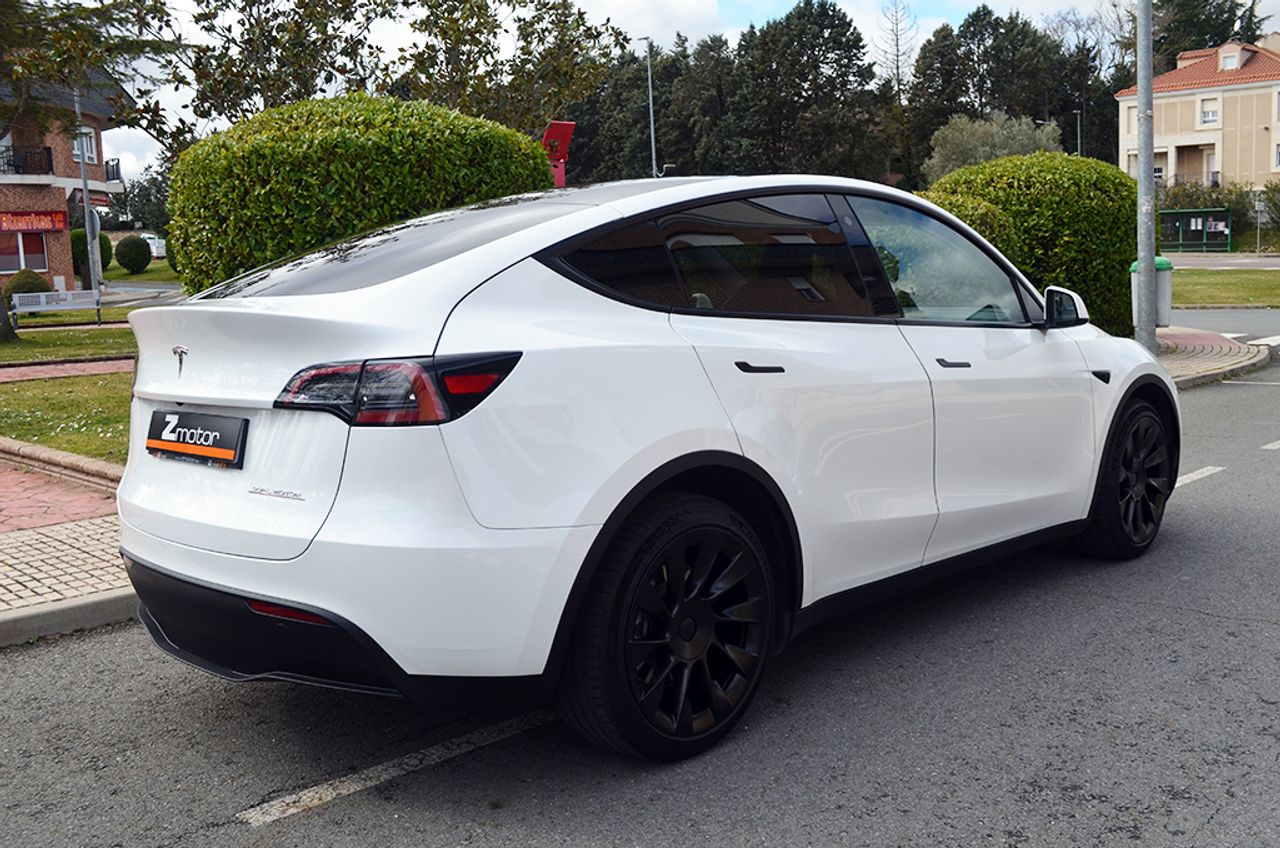 Tesla Model Y Gran autonomía Tracción integral 514cv - Foto 4