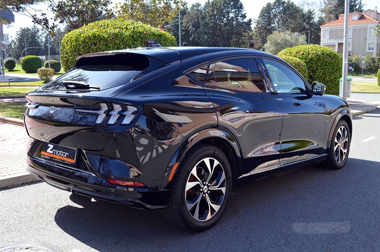 Ford Mustang Mach-E Premium AWD 258 kW (351 CV) Rango Extendido 99 kWh - Foto 4