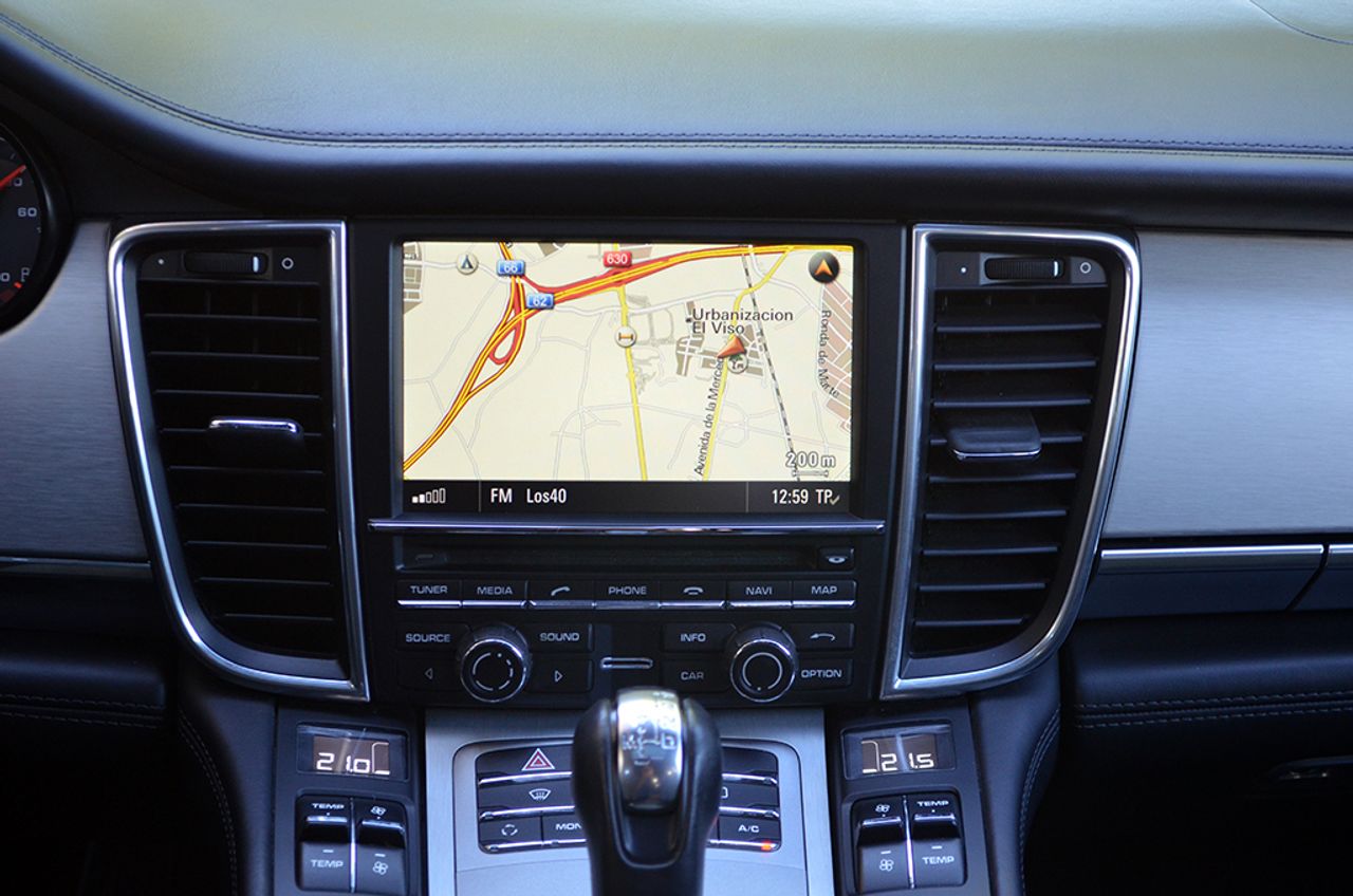 Porsche Panamera Turbo - Foto 16