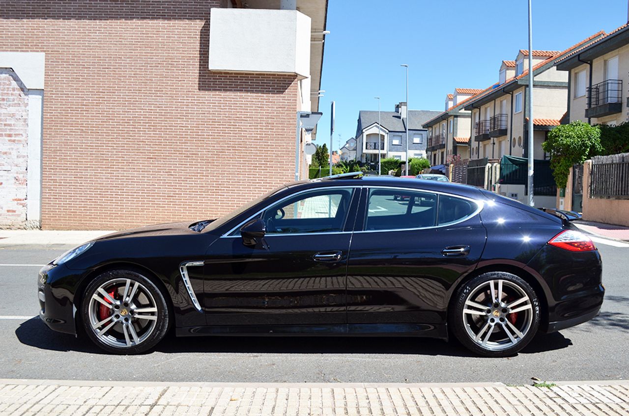 Porsche Panamera Turbo - Foto 72