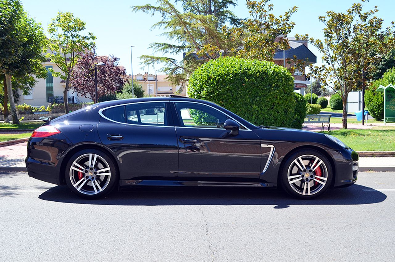Porsche Panamera Turbo - Foto 5