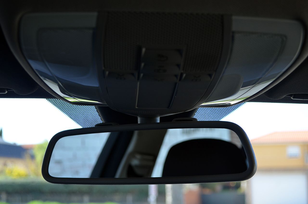 Mercedes Clase C C 220 CDI BlueEFFICIENCY Berlina Aut. 170cv - Foto 17