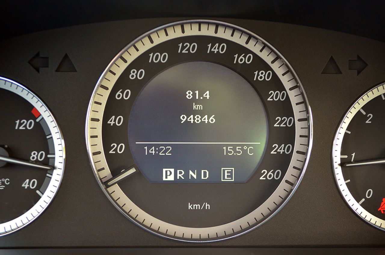 Mercedes Clase C C 220 CDI BlueEFFICIENCY Berlina Aut. 170cv - Foto 23