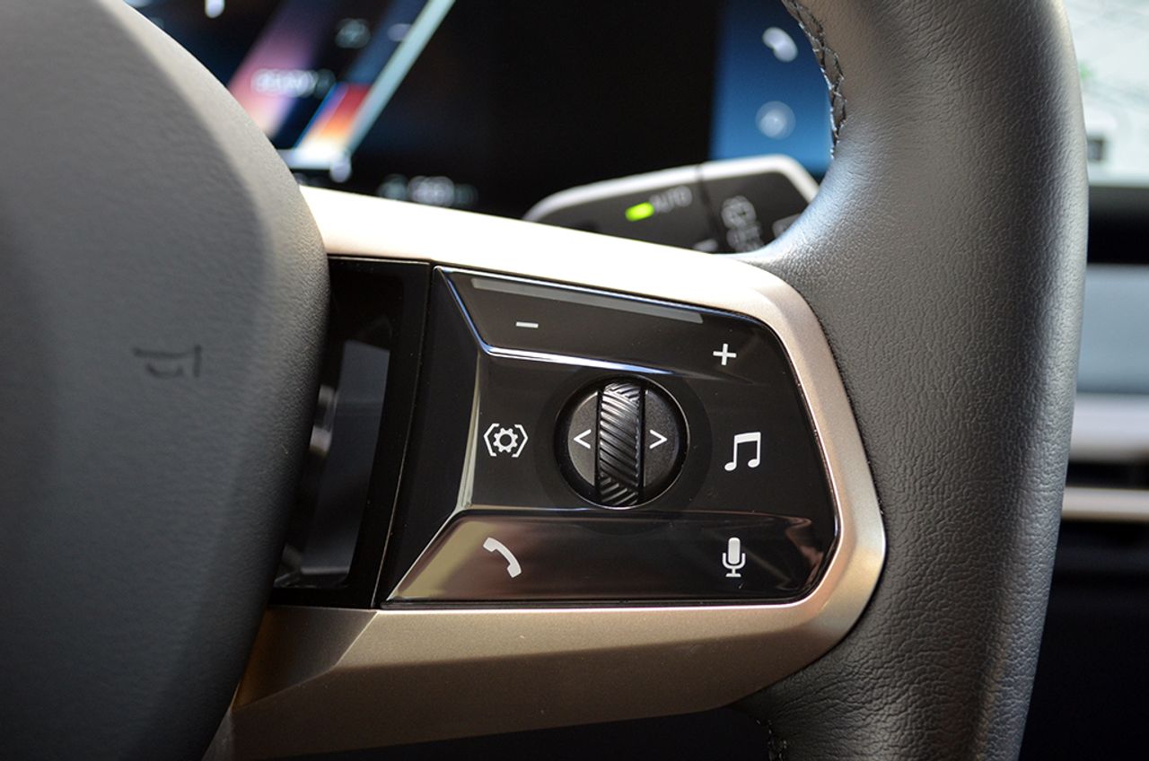 BMW iX xDrive50 523cv 111kWh - Foto 19