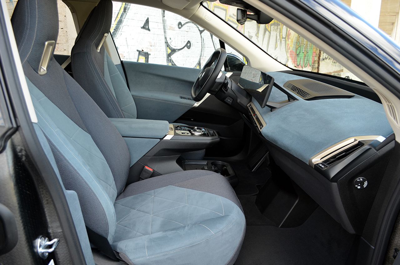 BMW iX xDrive50 523cv 111kWh - Foto 13