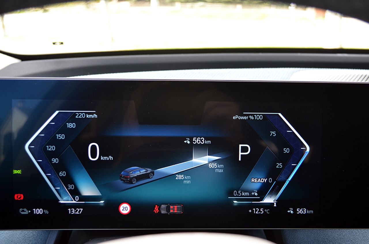 BMW iX xDrive50 523cv 111kWh - Foto 87