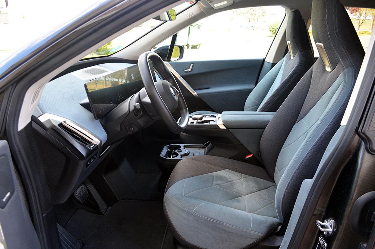 BMW iX xDrive50 523cv 111kWh - Foto 8