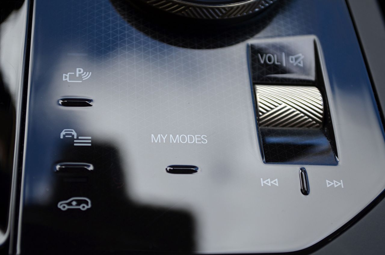 BMW iX xDrive50 523cv 111kWh - Foto 38