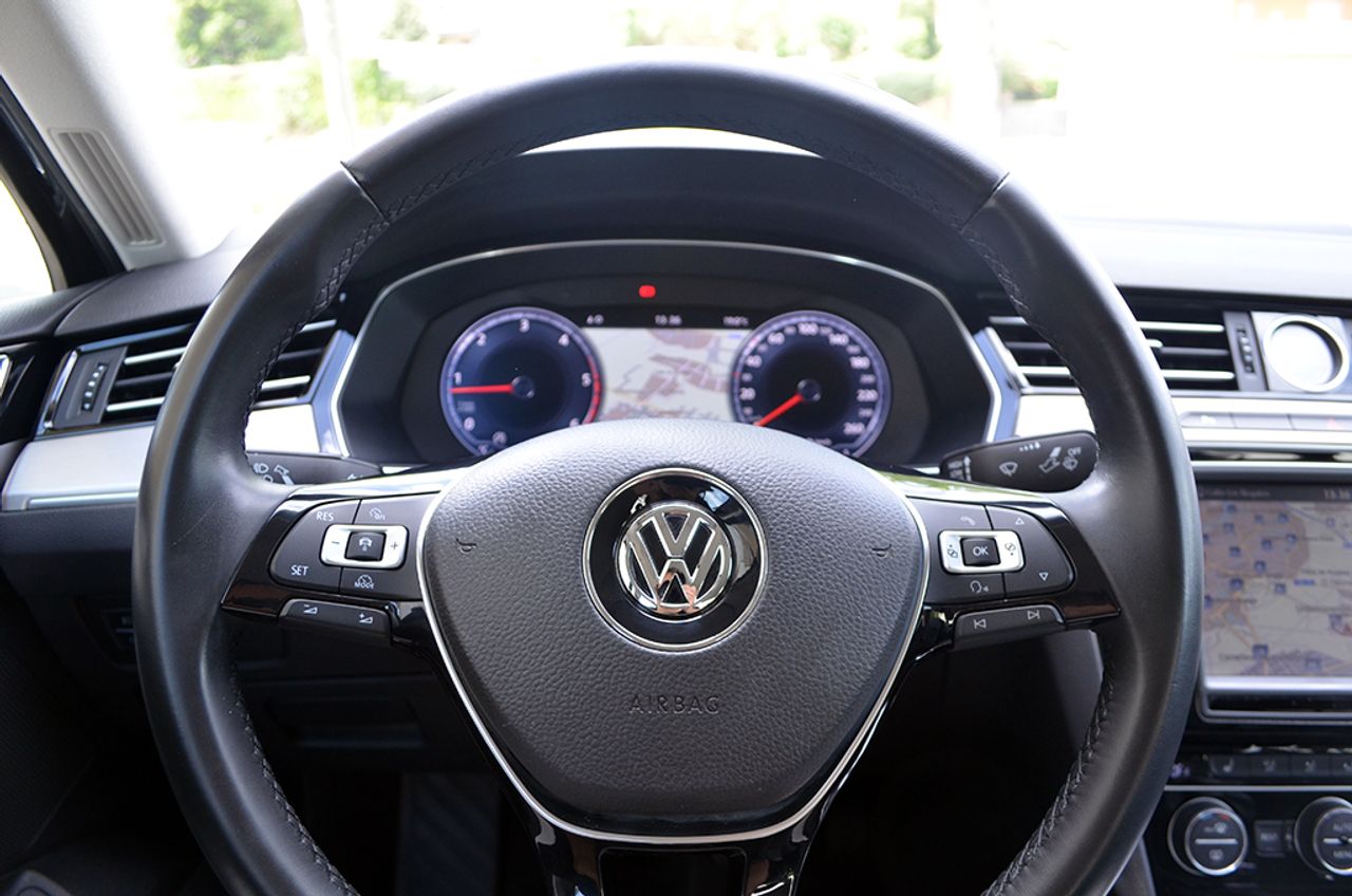 Volkswagen Passat Sport 2.0 TDI BMT 110 kW (150 CV) - Foto 18