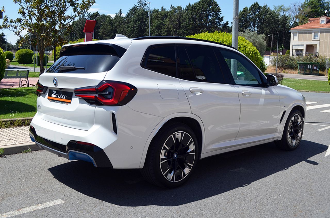 BMW iX3 80 kWh M Sport 286cv - Foto 4
