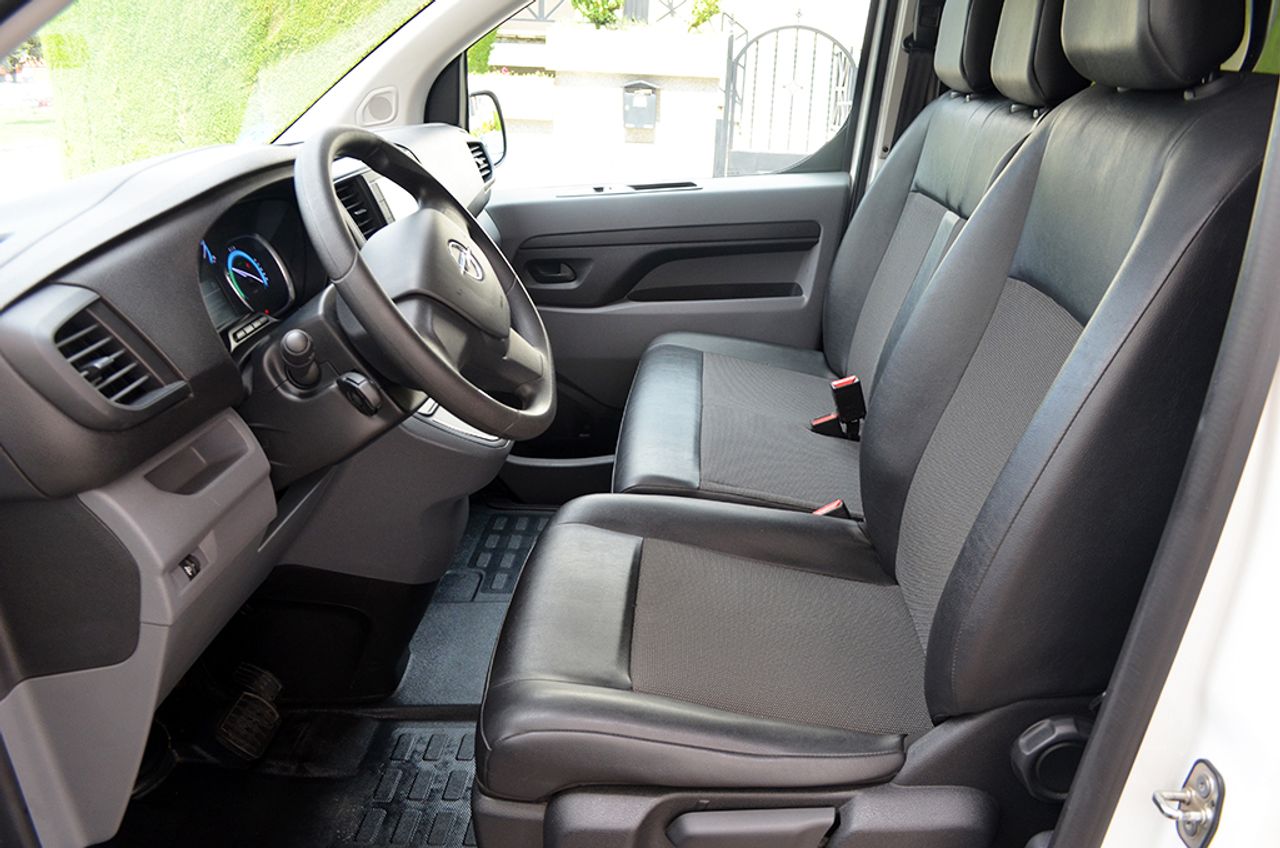 Opel Vivaro Electric Furgon Select L Larga BEV 136cv 75kWh - Foto 8