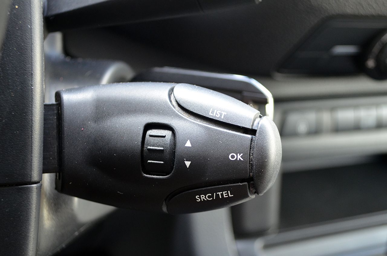Opel Vivaro Electric Furgon Select L Larga BEV 136cv 75kWh - Foto 18