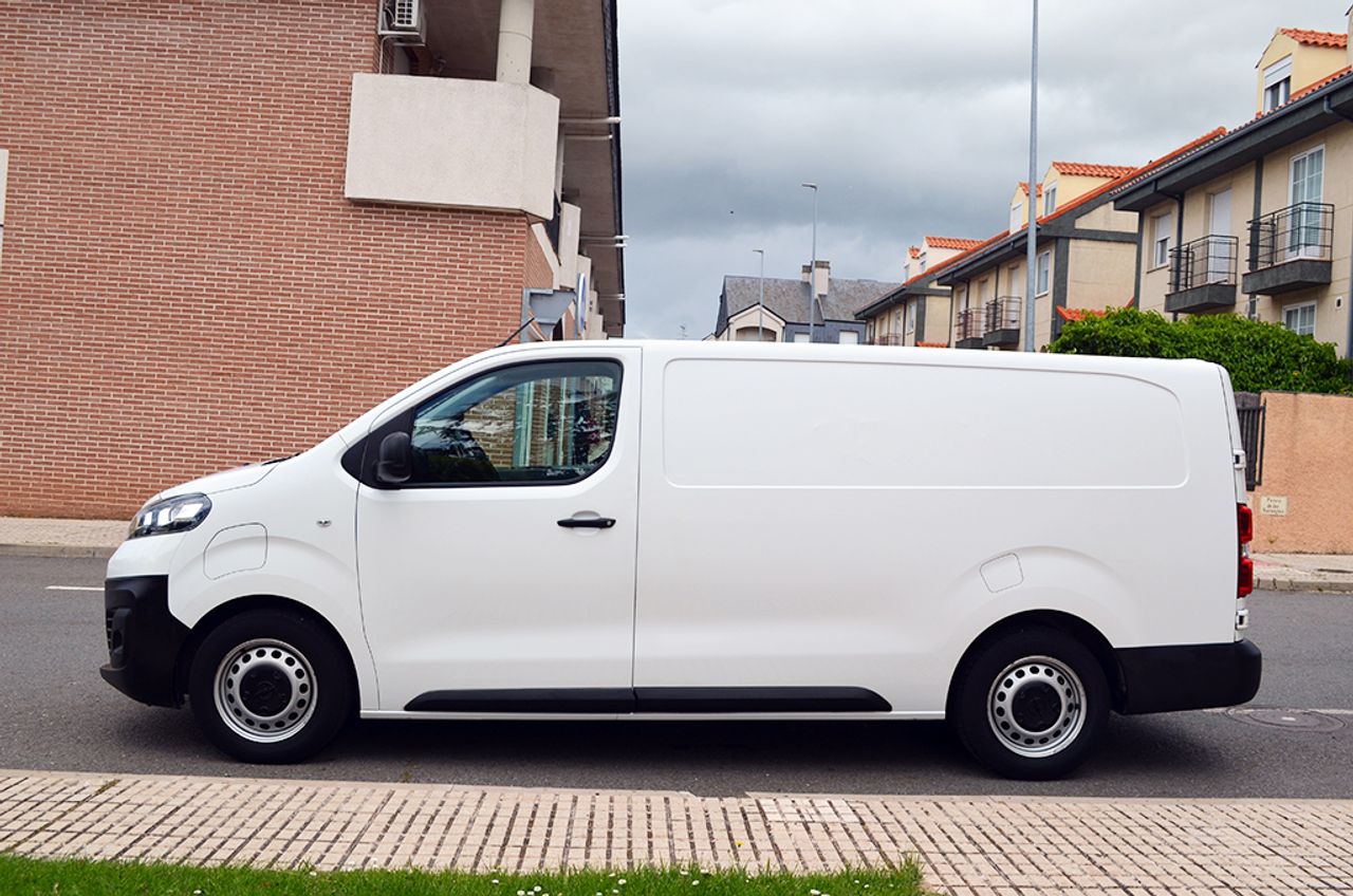 Opel Vivaro Electric Furgon Select L Larga BEV 136cv 75kWh - Foto 48