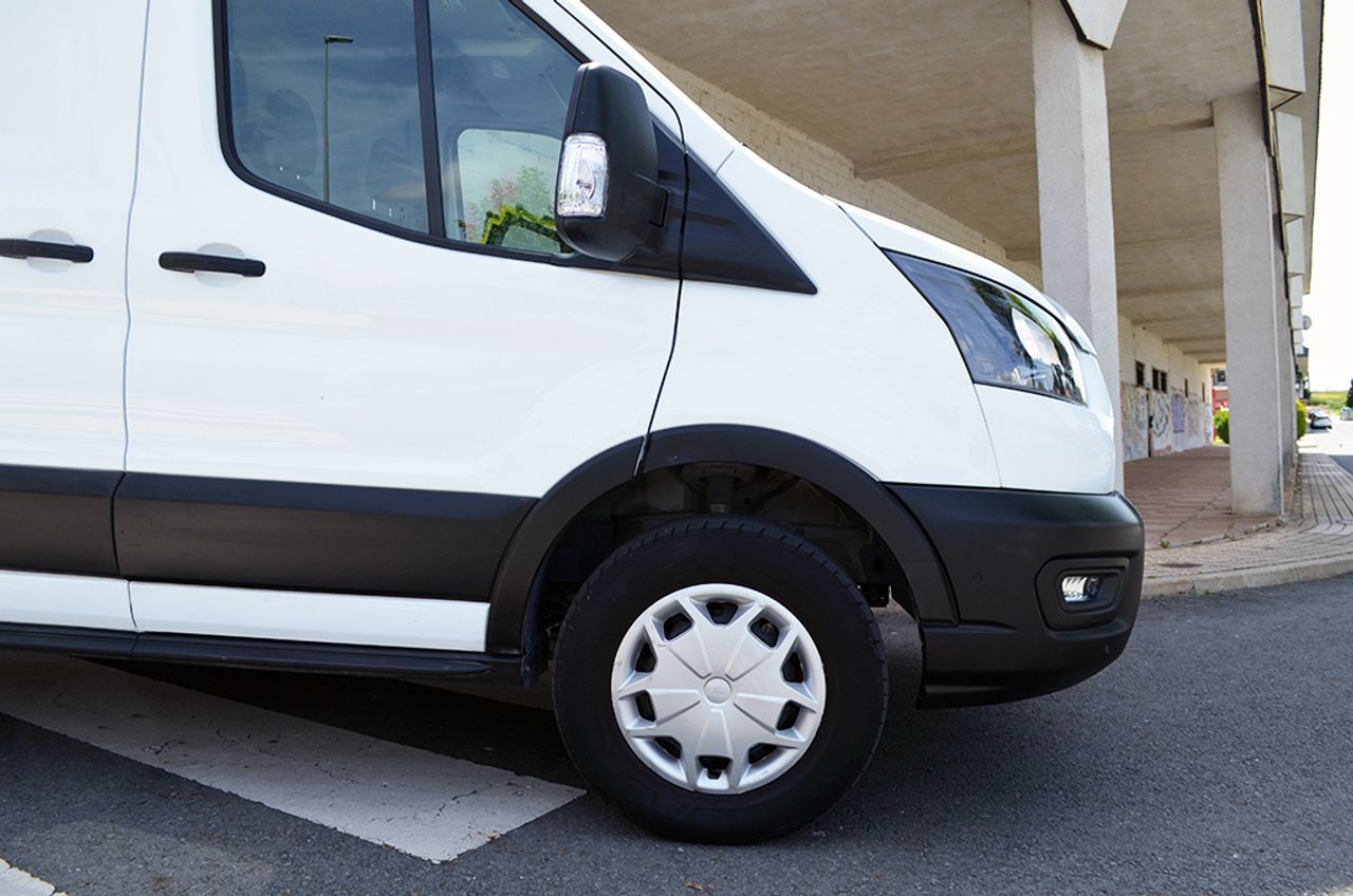Ford Transit e-Transit 350 L3 BEV 75 kWh 184cv RWD - Foto 67