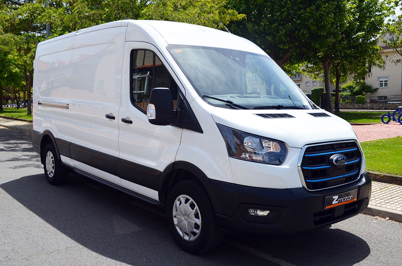 Ford Transit e-Transit 350 L3 BEV 75 kWh 184cv RWD - Foto 6