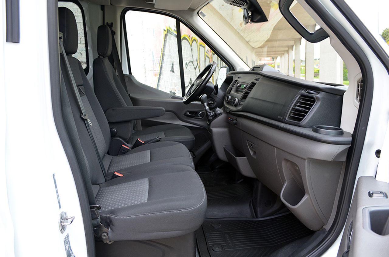 Ford Transit 350 Combi L3H2 2.0 Tdci 130cv 9 plazas - Foto 14