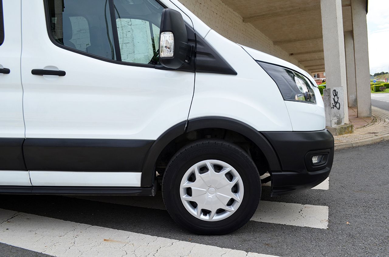 Ford Transit 350 Combi L3H2 2.0 Tdci 130cv 9 plazas - Foto 44