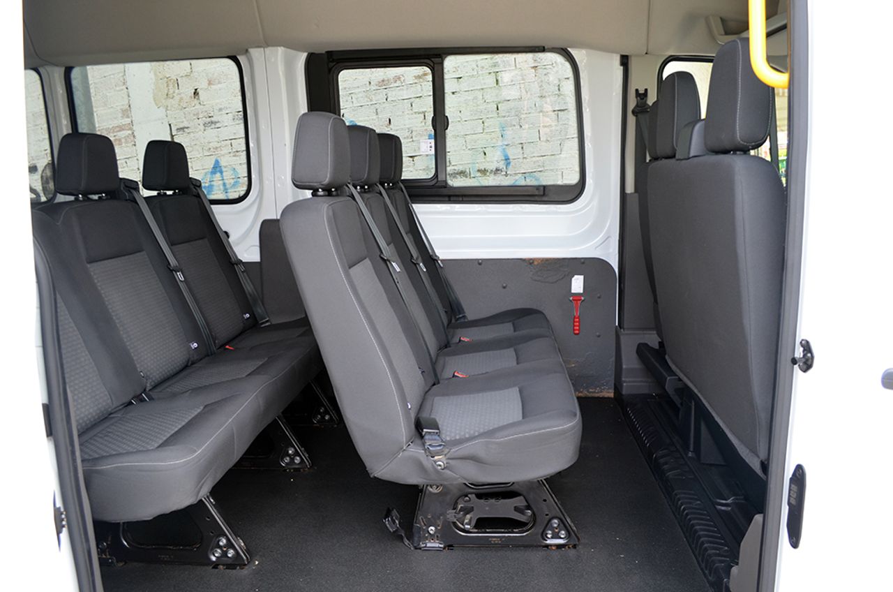 Ford Transit 350 Combi L3H2 2.0 Tdci 130cv 9 plazas - Foto 12
