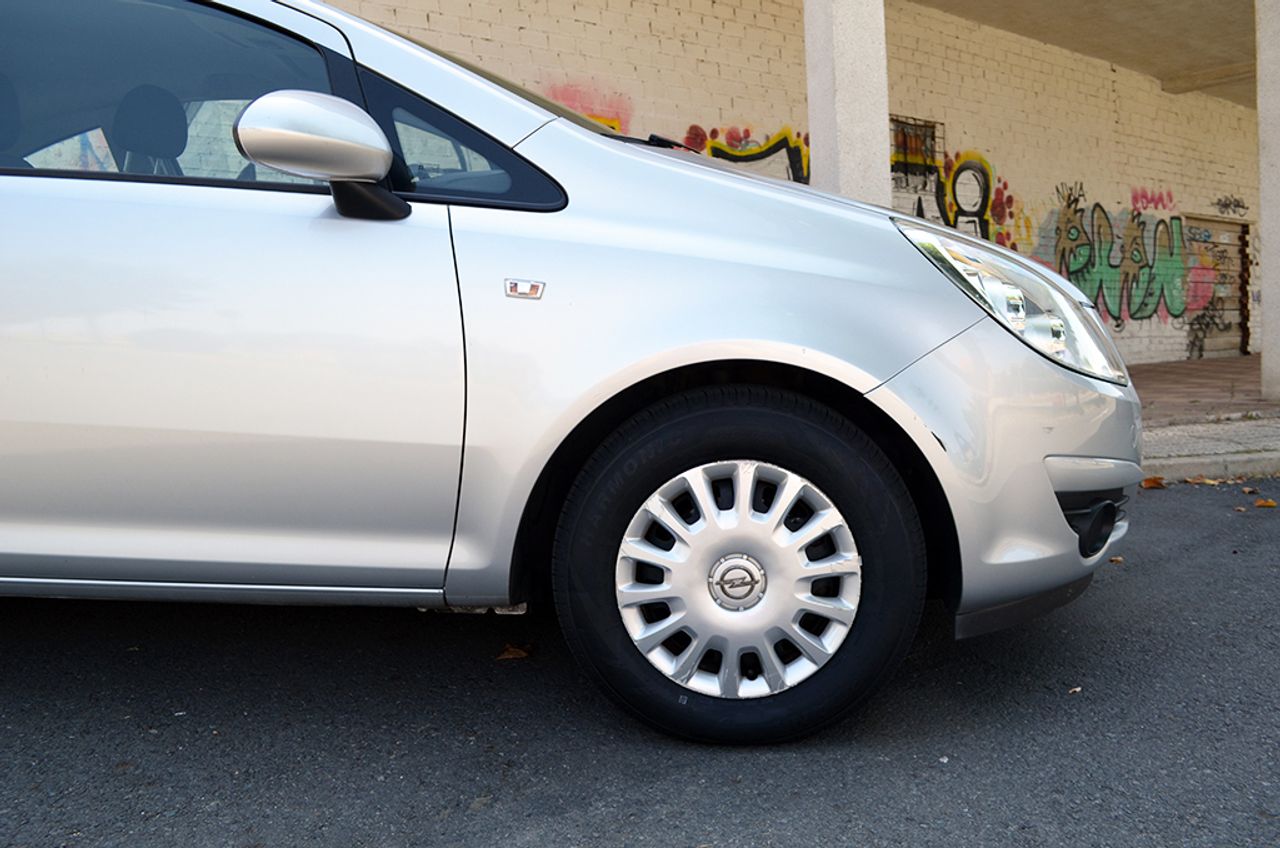 Opel Corsa 3p Essentia 1.2 85 CV - Foto 33