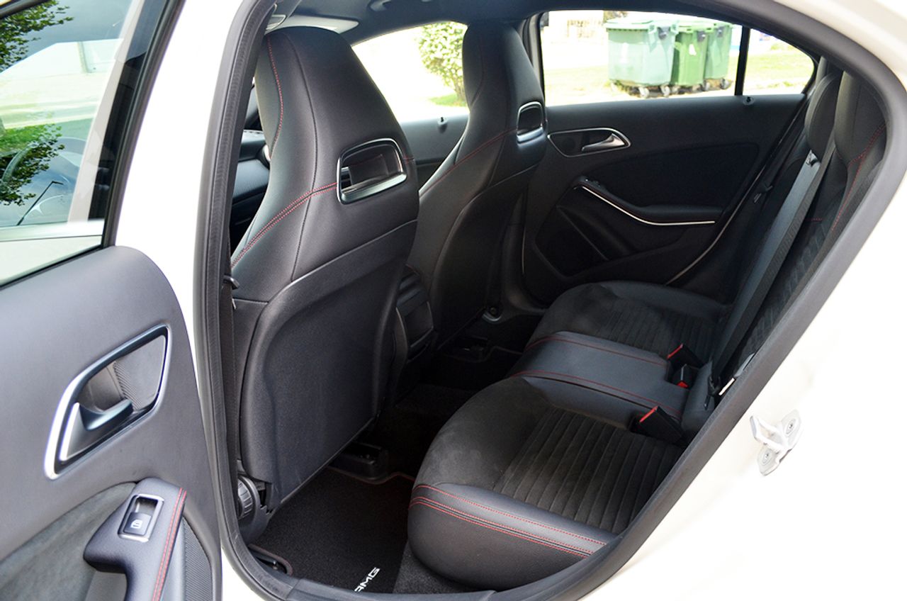 Mercedes Clase A A 200 d 7G-DCT 136cv AMG - Foto 9