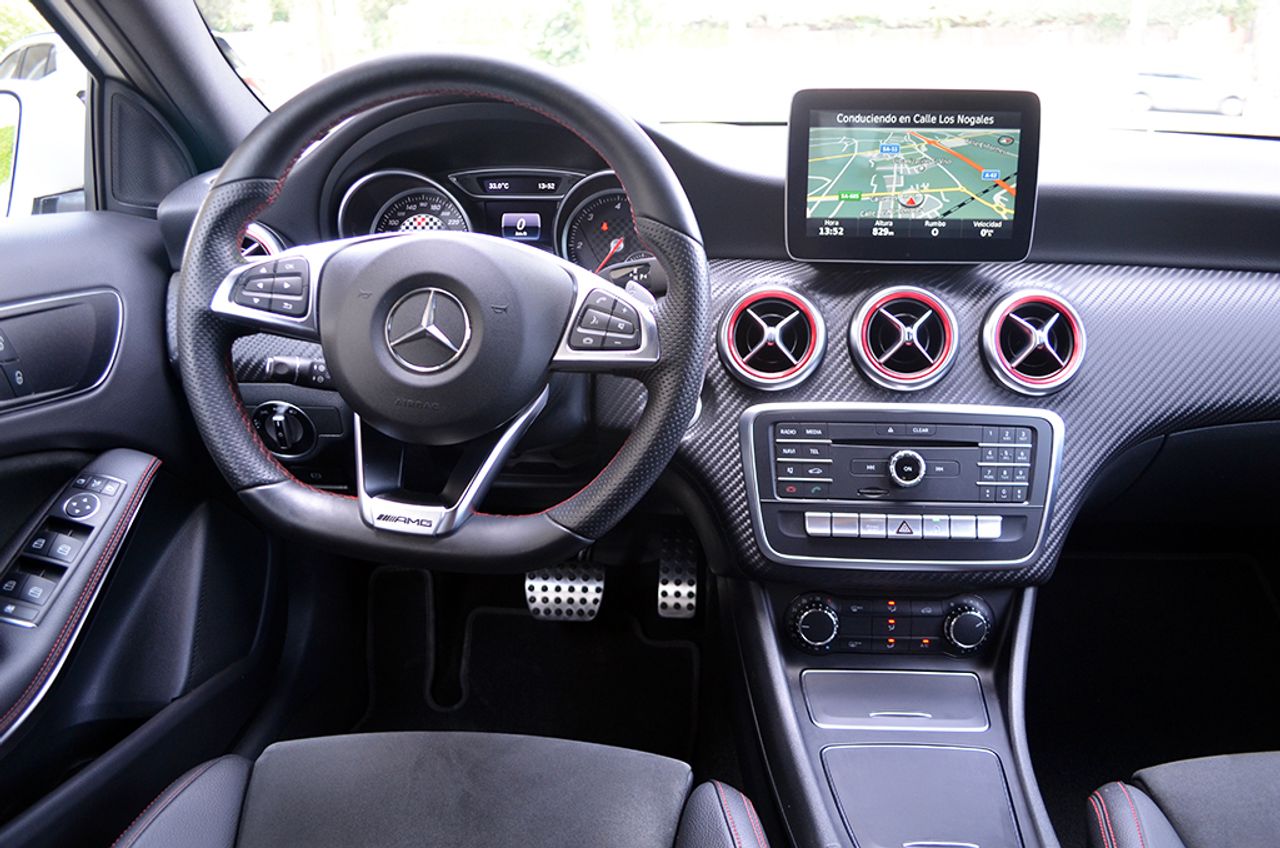 Mercedes Clase A A 200 d 7G-DCT 136cv AMG - Foto 14