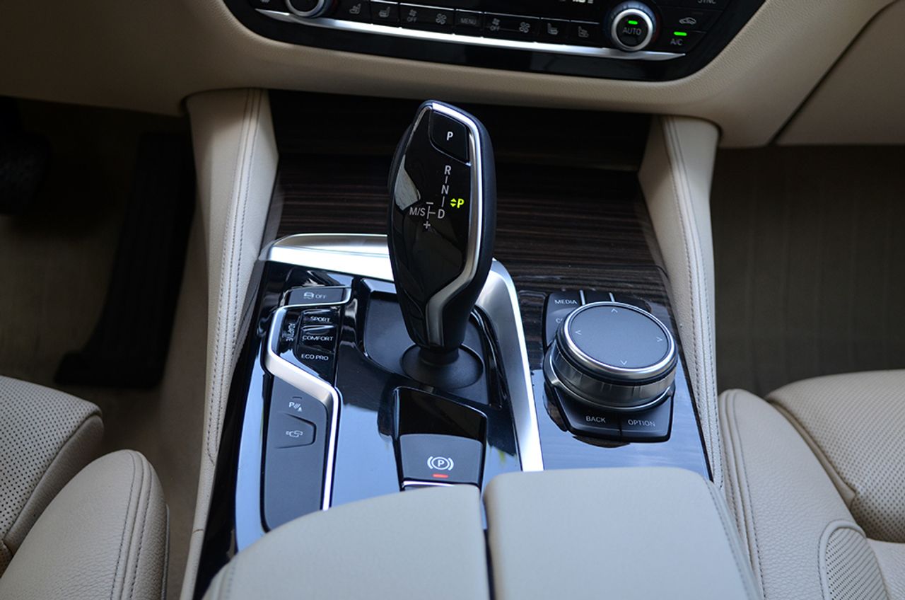 BMW Serie 5 520d Berlina Aut. 190cv Luxury - Foto 15