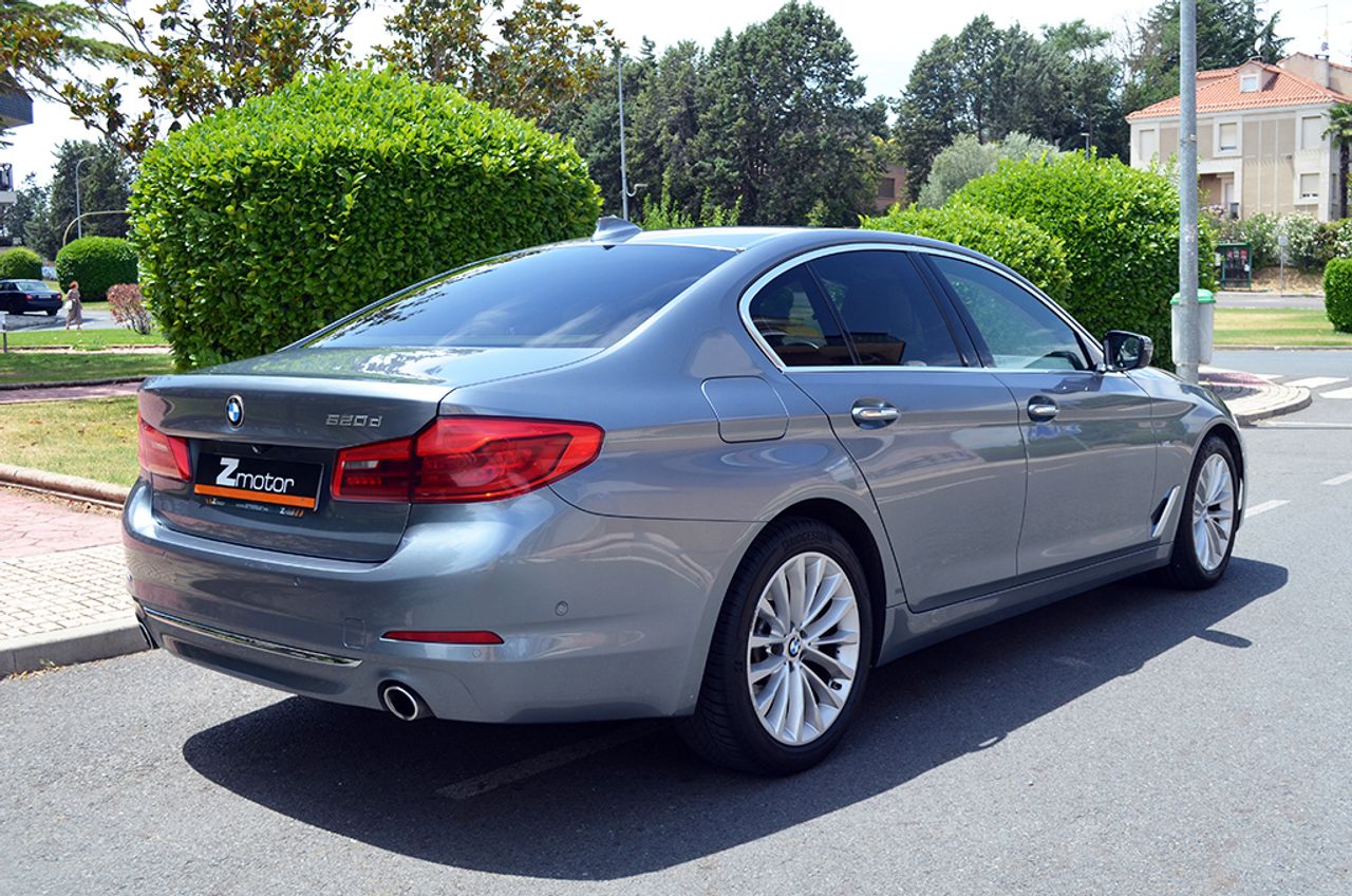 BMW Serie 5 520d Berlina Aut. 190cv Luxury - Foto 4