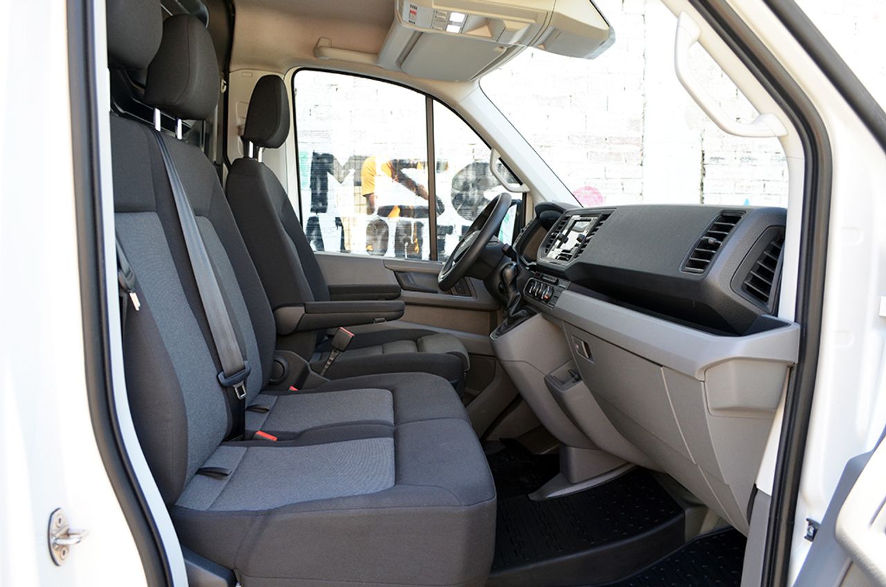 Volkswagen Crafter 35 L3H2 2.0 Tdi 140cv Auto 8 vel. - Foto 8