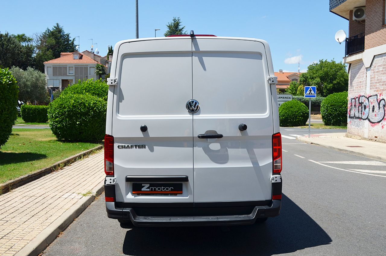Volkswagen Crafter 35 L3H2 2.0 Tdi 140cv Auto 8 vel. - Foto 55