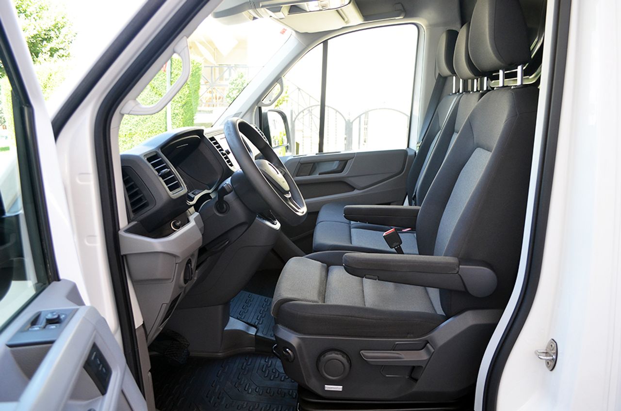 Volkswagen Crafter 35 L3H2 2.0 Tdi 140cv Auto 8 vel. - Foto 7