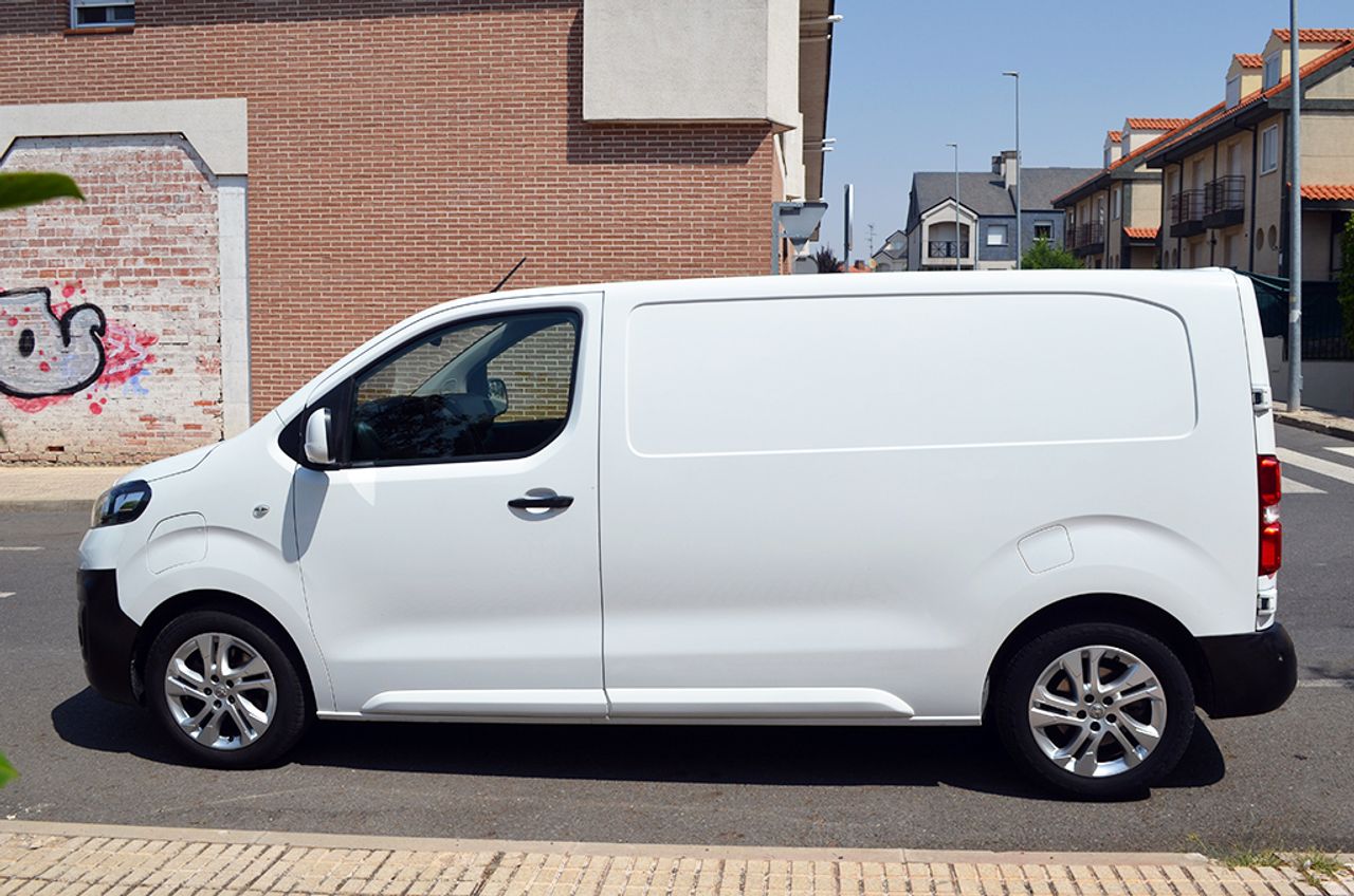 Opel Vivaro Electric BEV 330 75kWh 136cv Innovation M - Foto 59