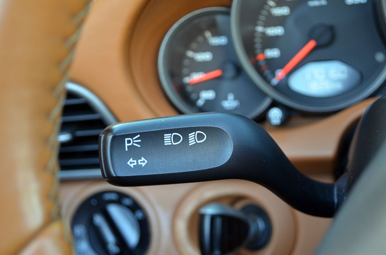 Porsche 911 Carrera Cabriolet Tiptronic 325cv - Foto 18
